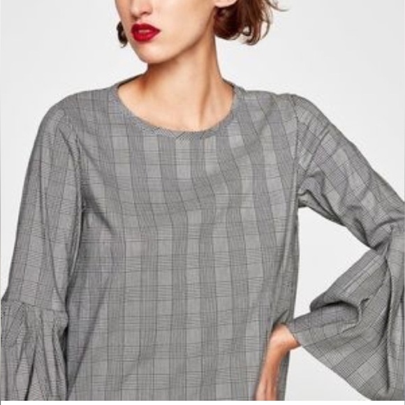 Zara Woman Navy and White Stripe with 3/4 Pleated and Tucked Bell Sleeves - Picture 4 of 6